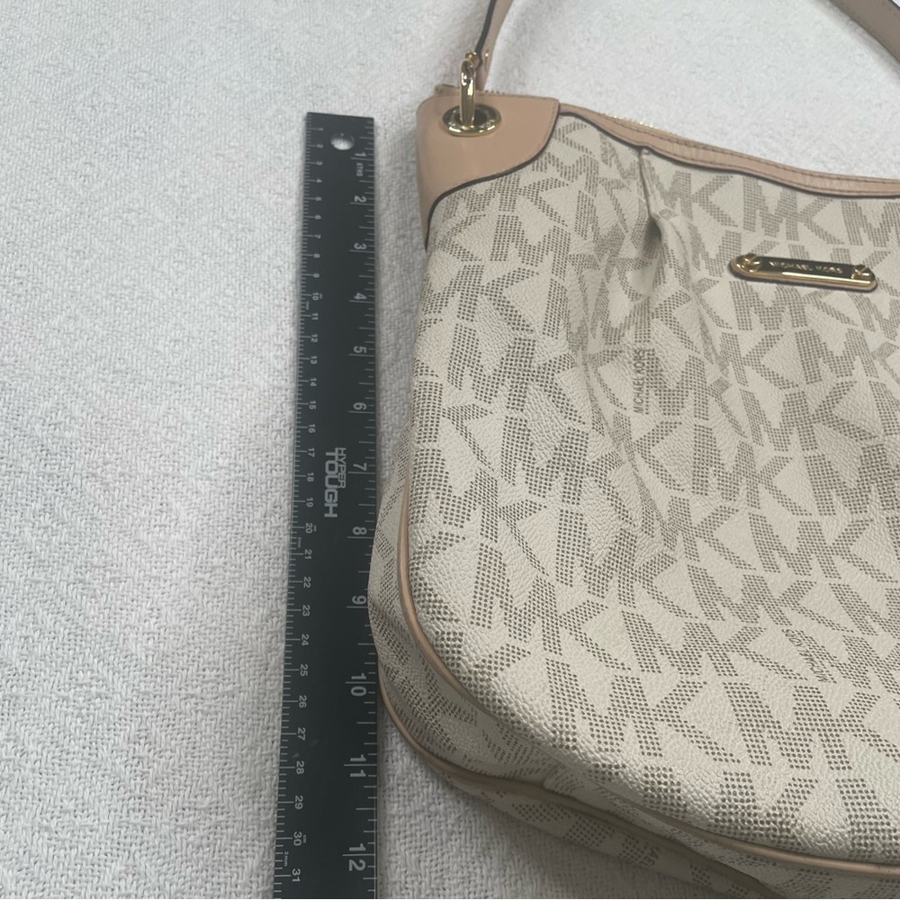 Michael‎ Kors Beige and Cream Women's Shoulder Bag~ Jet Set MK Logo - Picture 2 of 15